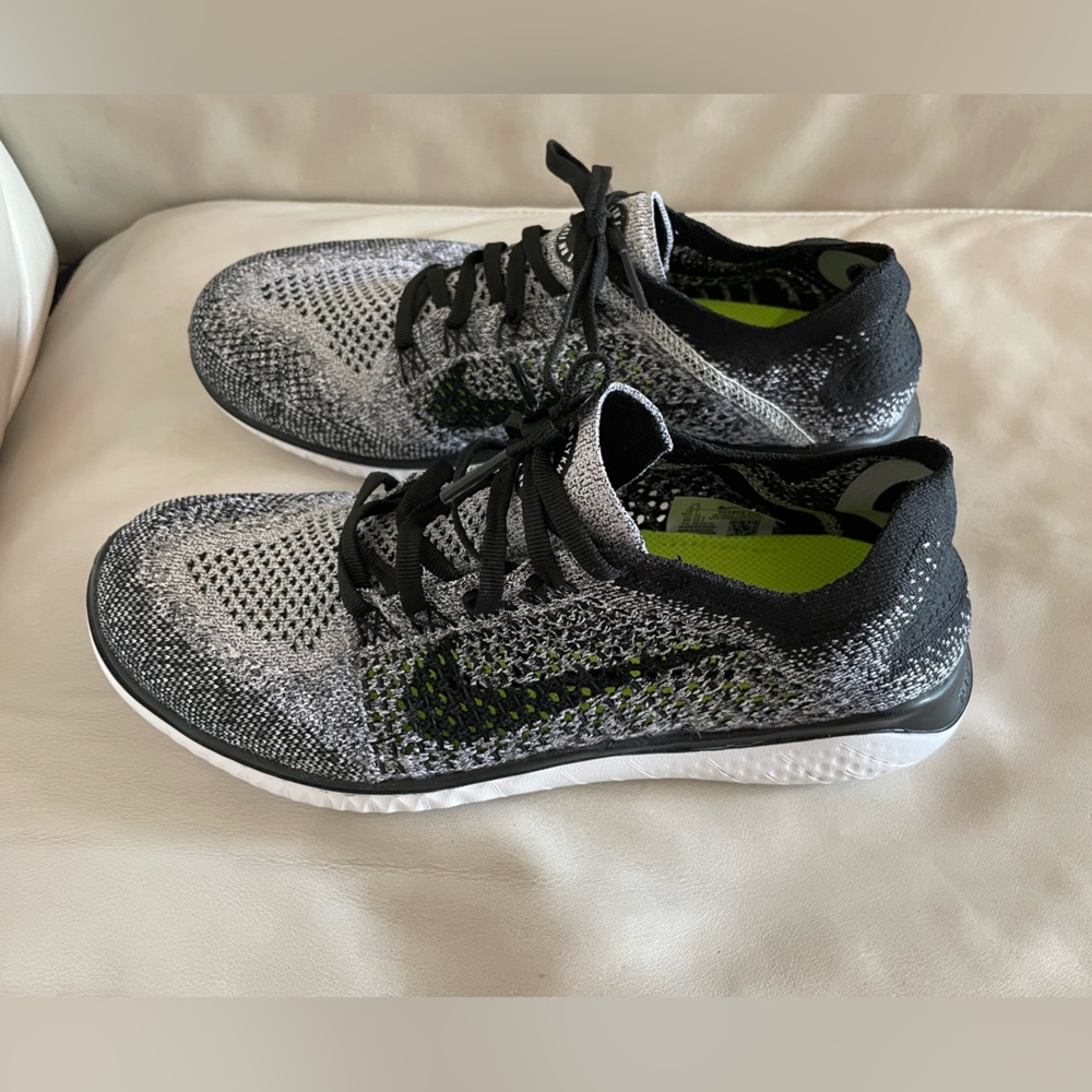 Nike Women's Free RN Flyknit 2018 Running in size 9